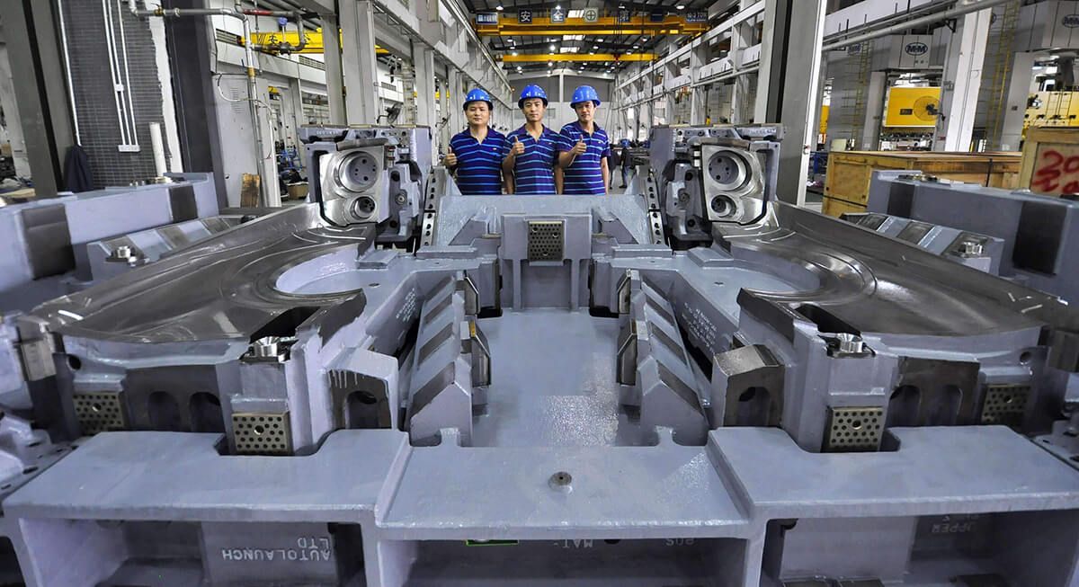 天汽模董秘回复：公司为特斯拉规划制作了部分钢、铝合金和不锈钢资料质地零件的轿车外掩盖件模具